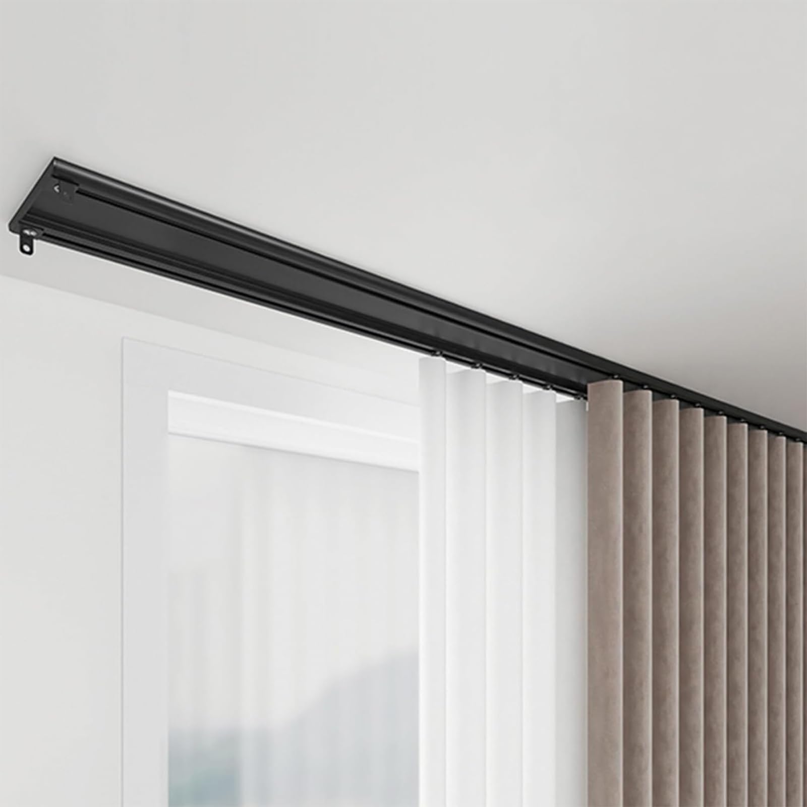 Rail plafond double pour séparation de pièce et chambre noire