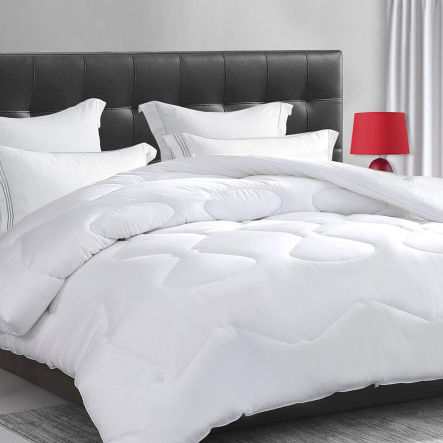 ELEMUSE Lightweight White Down Comforter (Super White, King (90x102 Inches))