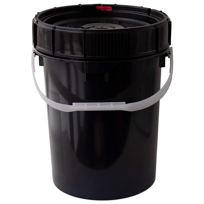 Buy Screw Top Life Latch Bucket w/Easy Turn Ratcheting Lid 5 Gallon