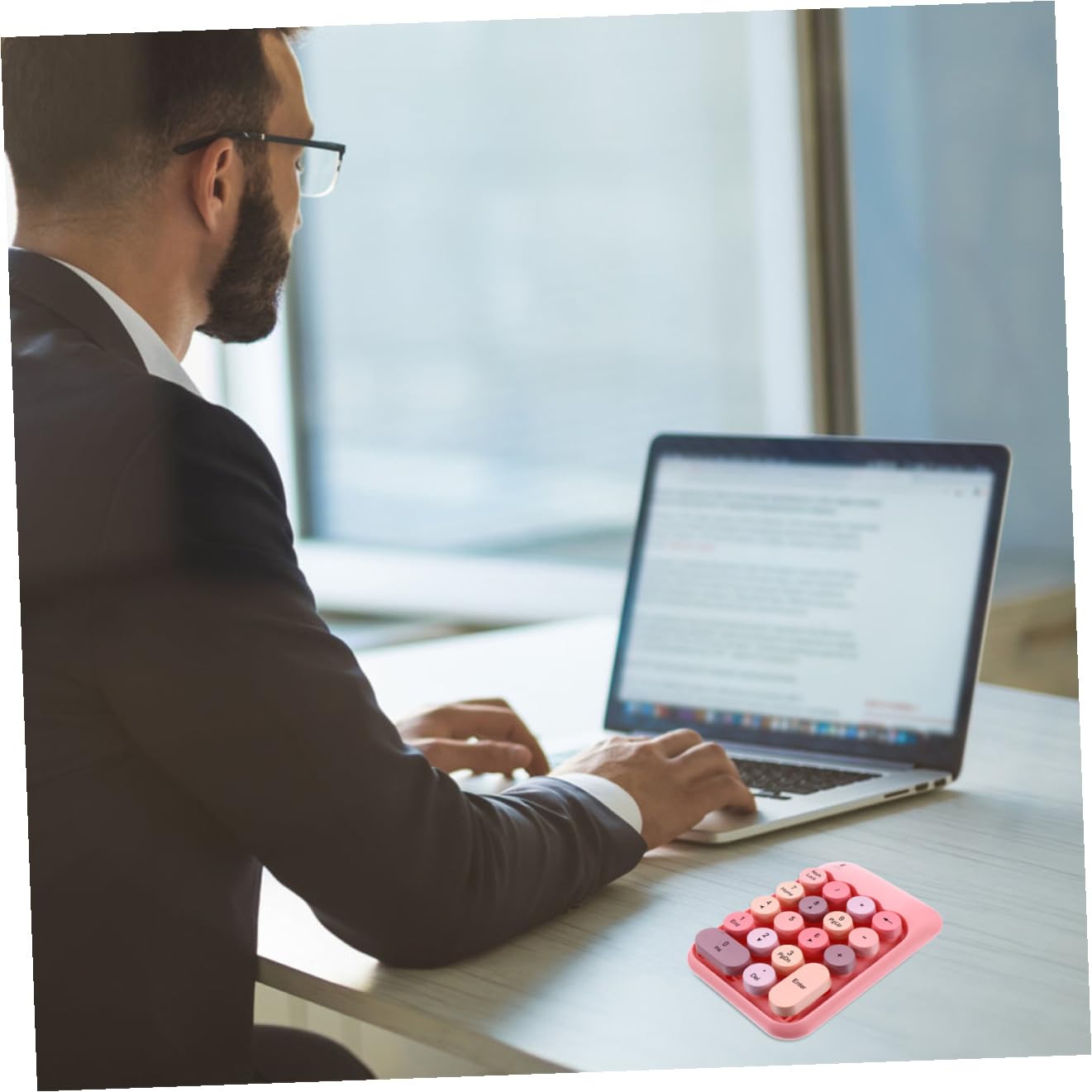 HOMSFOU Tastierino Numerico Wireless 2.4g Rosa in Abs 18 Tasti | Mini Portatile, Retroazione per Cancellazione, per Moduli Finanziari e Ufficio
