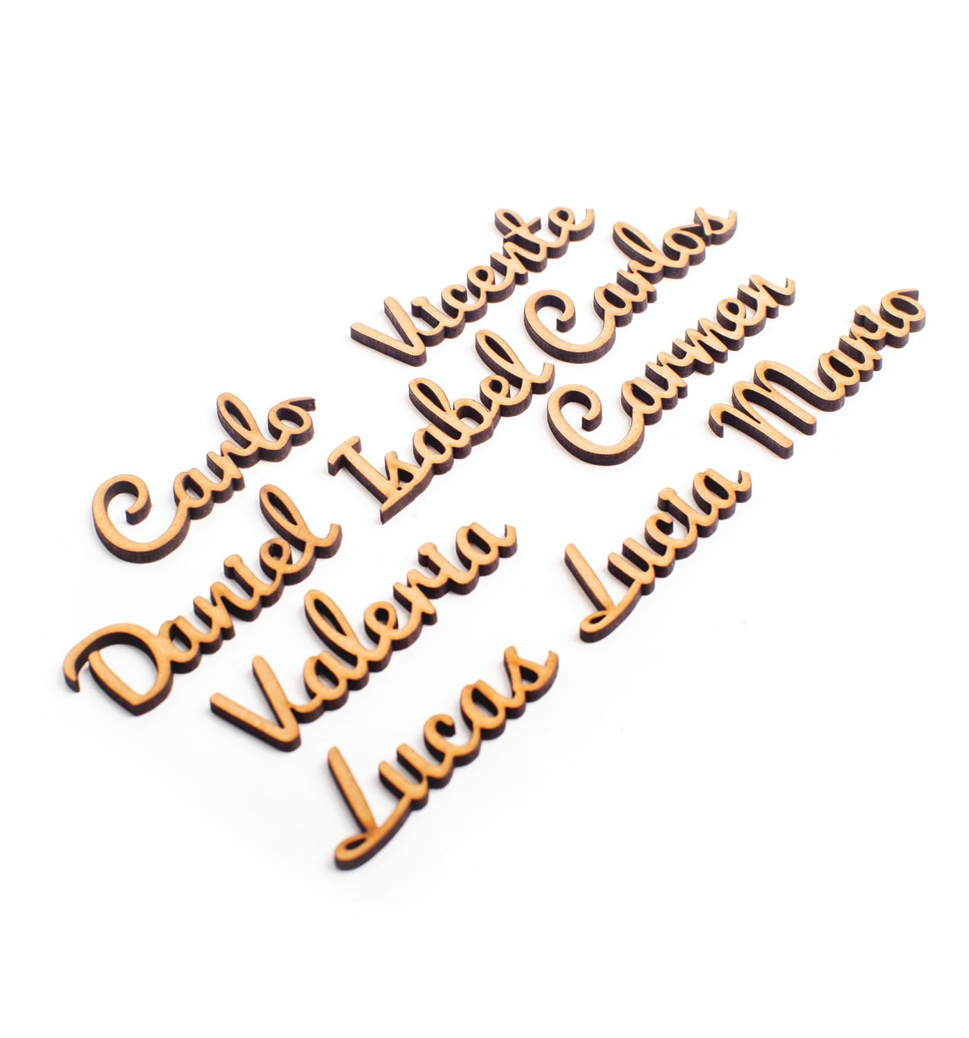 Olesea Marcasitios de madera. Nombre marcasitios Personalizados. Con Opción a Imán Pedido mínimo 10 Marcasitios. Ideal bodas, comuniones, bautizos, cumpleaños, celebraciones