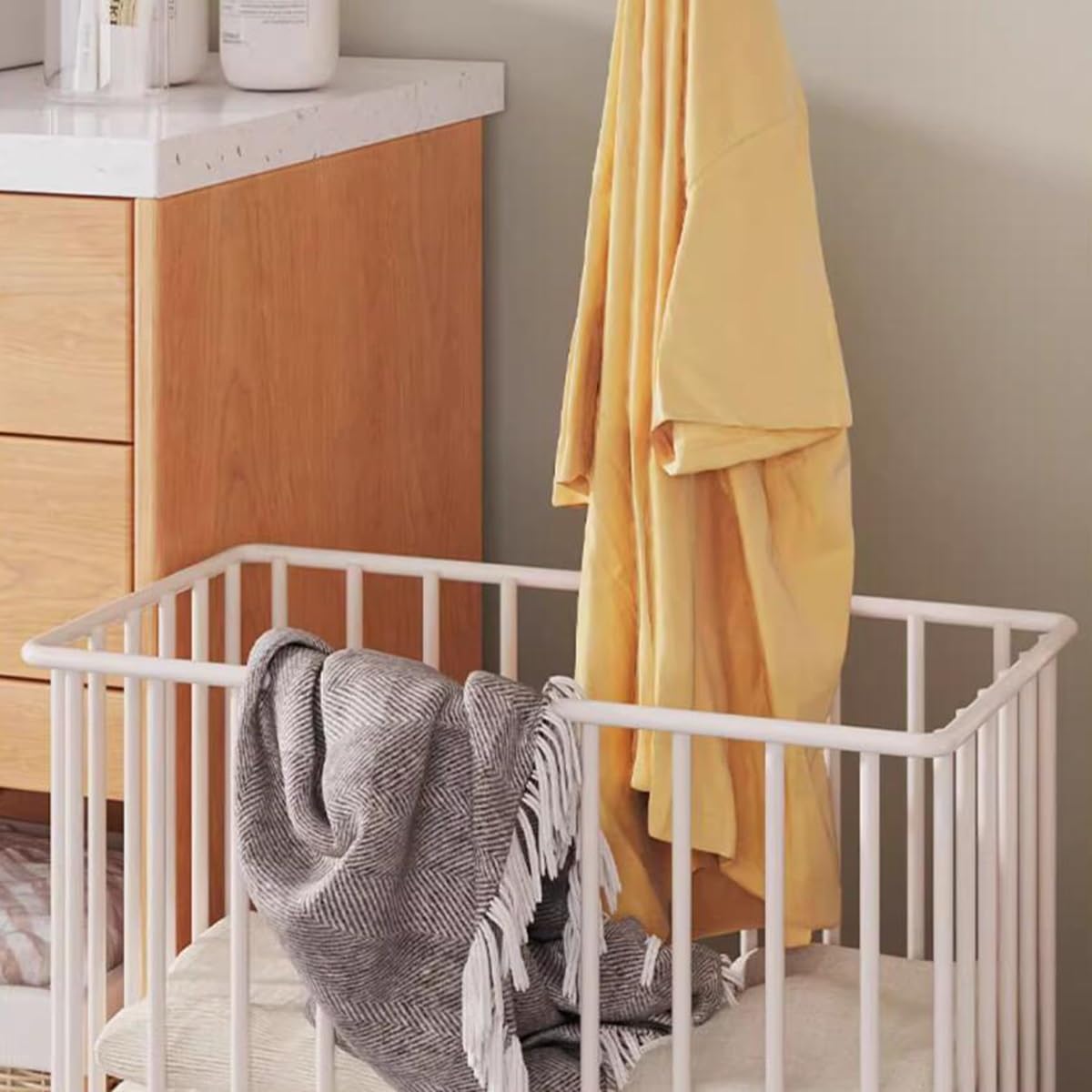 GIZNXBA Cesto Portabiancheria Slim, Cestino Biancheria Sporca con Struttura in Filo Metallico Resistente, Cesto da Bucato Rotolante per Camera da Letto, Bagno, Lavanderia, Soggiorno(/Black)