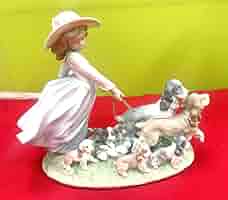 リヤドロ LLADRO NAO 戯れる子犬 フィギュリン 『いたずらっ子』仔犬 61AYv51UuwL._AC_SY200_QL15_.jpg