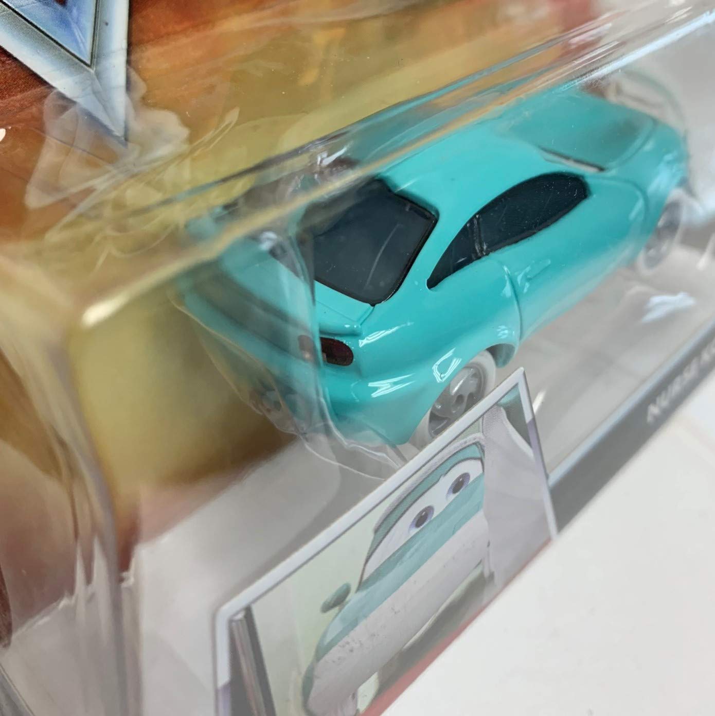 Disney/Pixar Cars, Toon DieCast Vehicle, Nurse Kori 2, 155 Scale