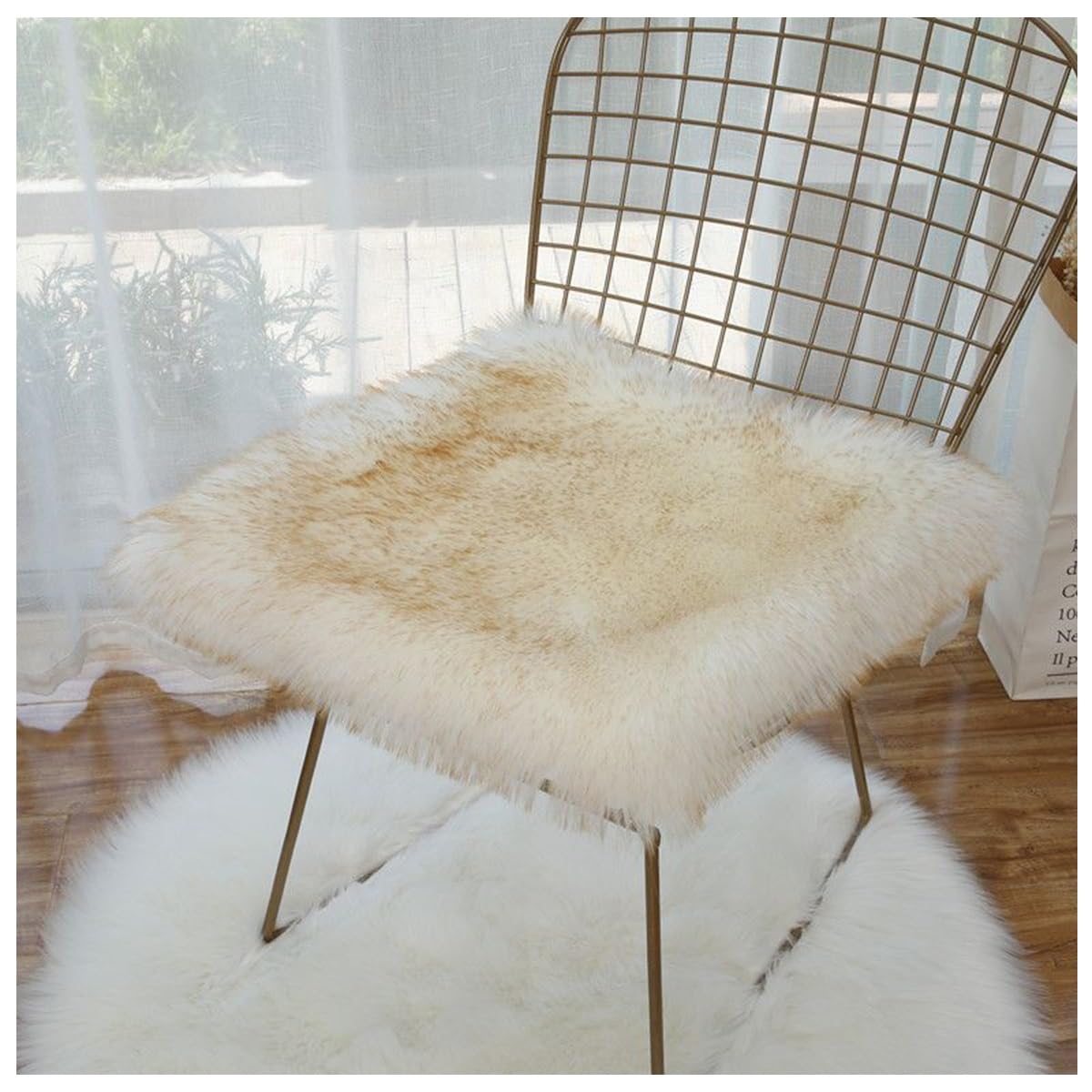 Uyeoco Y8 Fluffy Shaggy Chair Seat Pad Soft Anti Slip Seat Cushion Plush Faux Fur Sheepskin Silky Seat Cushion Circular Chair Cushions For Indoor Outdoor Garden Dining Bistro Patio Office Coffee Shop(,50X50cm