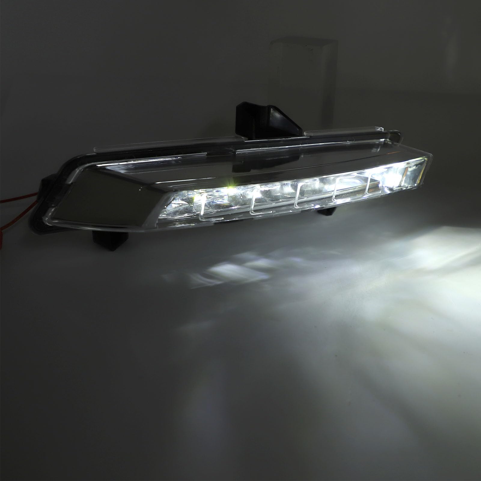 Tbest Światło na Zderzak LED o Wysokiej Jasności DRL Kierunkowskaz Lampa Przeciwmgielna do IV 2016 do 2019 Biała 12V (Po lewej: 266051034R)