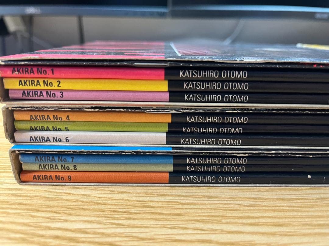 Amazon.co.jp: 帯付きアキラ AKIRA オールカラー 国際版 13巻セット