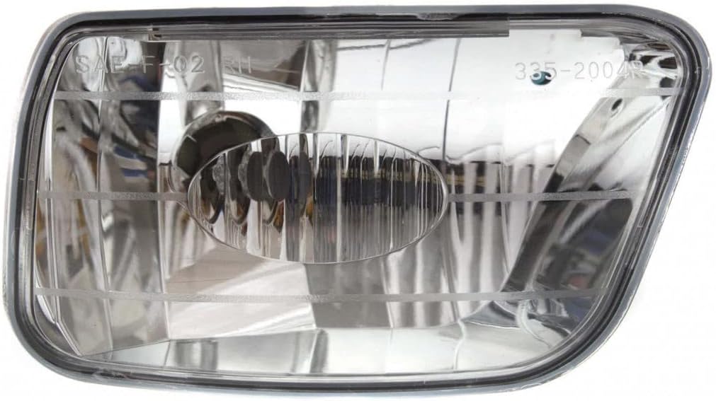 CarLights360 For 2002-2009 Chevy Trailblazer Fog Light Driver Side GM2592123 - replaces 15175700