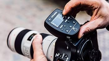 Amazon | Profoto TTLストロボ用ワイヤレストランスミッター Air Amazon | Profoto TTLストロボ用ワイヤレストランスミッター Air