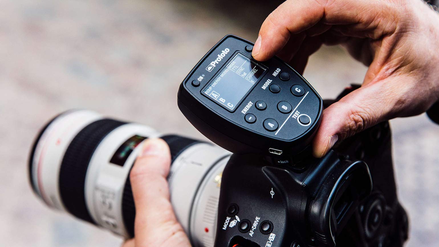 Amazon | Profoto TTLストロボ用ワイヤレストランスミッター Air