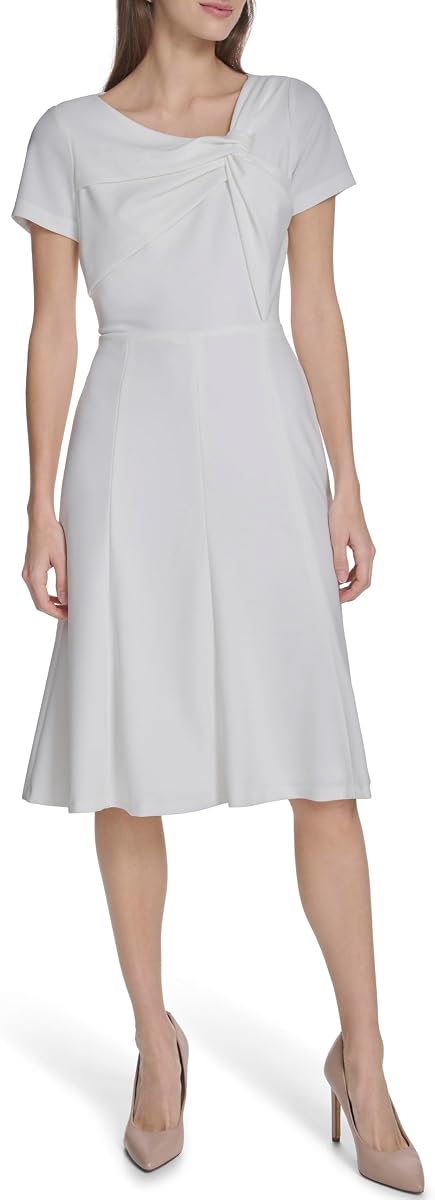 Calvin Klein Vestido de línea A de crepé de buceo sólido con cuello de nudo asimétrico de manga corta para mujer