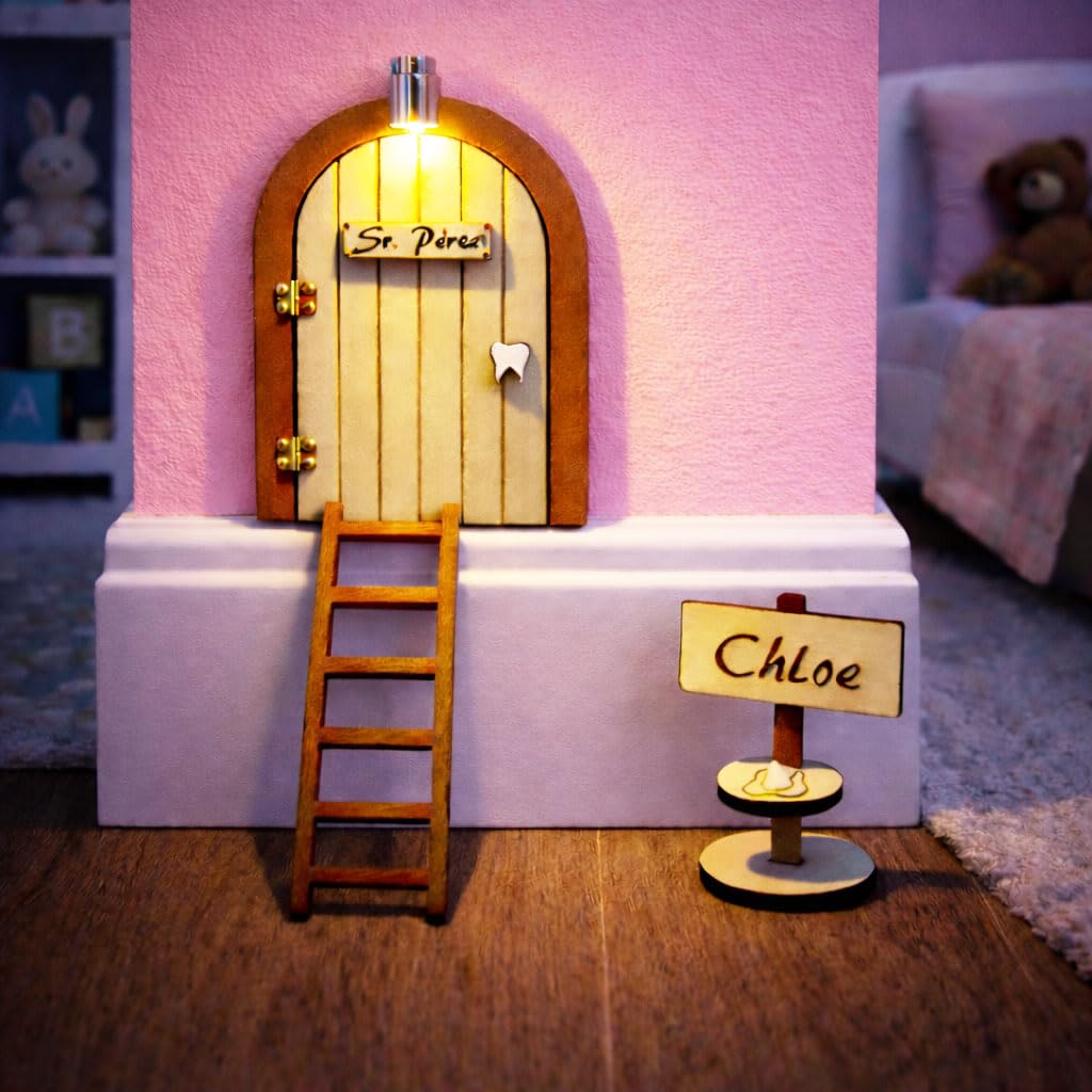 Puerta Ratoncito Perez con LUZ Led, escalera y repisa personalizada. Mini Puerta Mágica Infantil de madera para la Visita del Ratón Pérez. Regalo Original, Niños, Decoración Habitación, Dientes