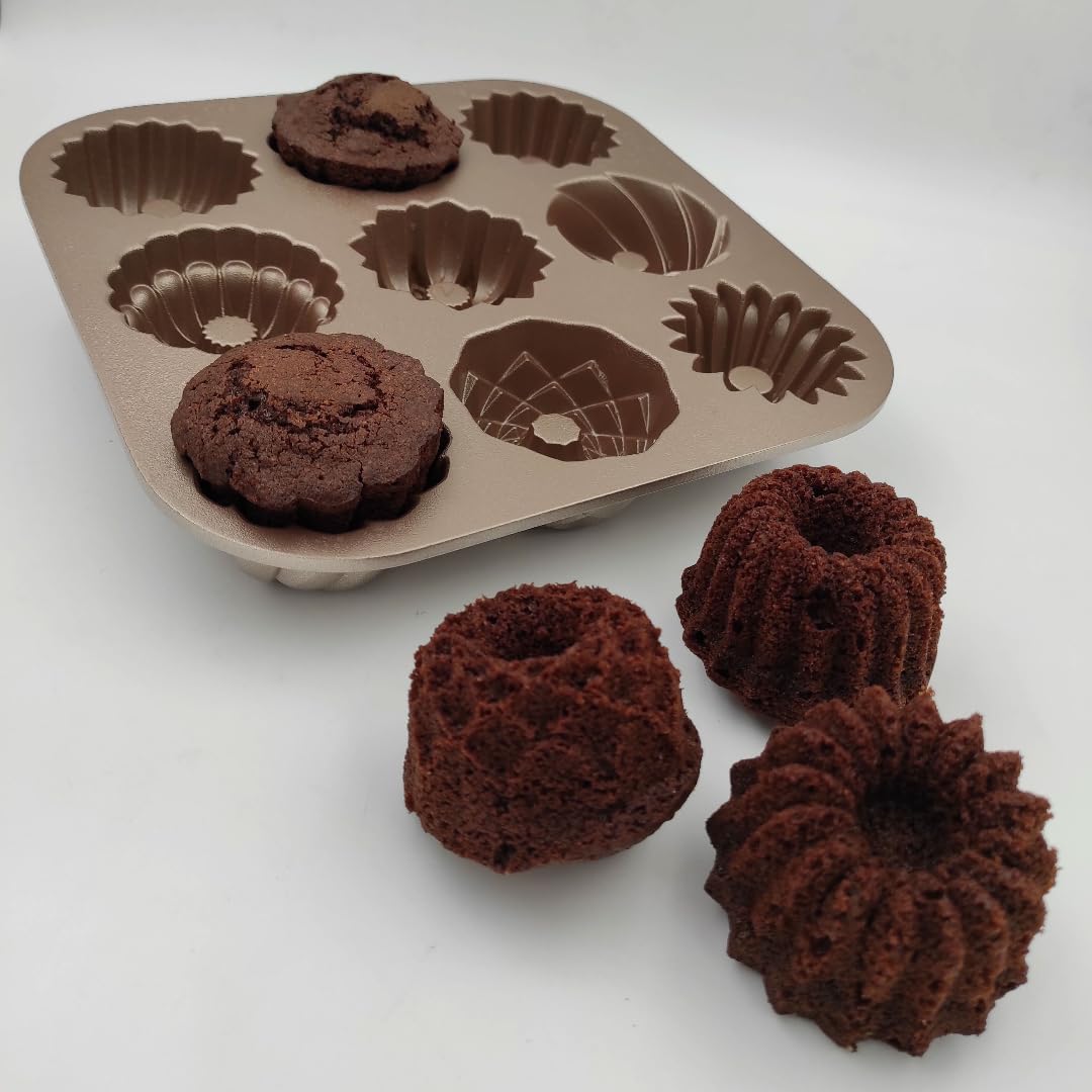 patisse 04521 - Moule 9 mini kouglofs, Moule à gâteau 9 mini bundt cakes – Fonte d’aluminium, beige doré, 24x24x4.5cm