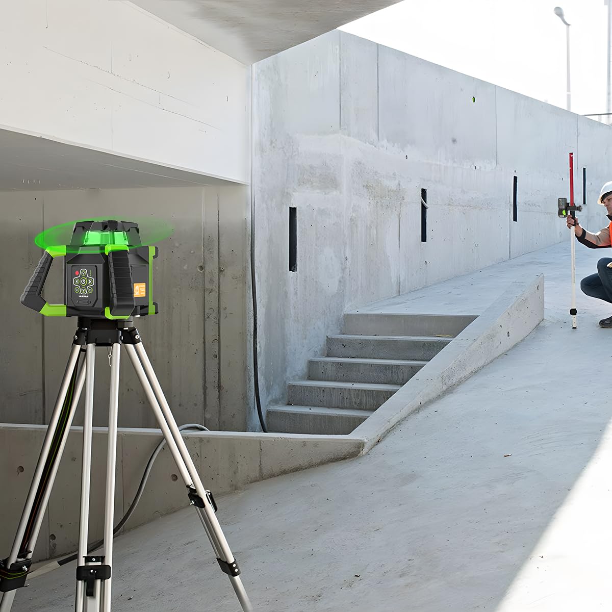 Livella Laser Verde Rotativa Autolivellante Professionale 800M | con Punti A Piombo| con Ricevitore | IP65 | Batteria Litio 14H | Kit Completo | Garanzia 2 Anni | Huepar RL300HVG