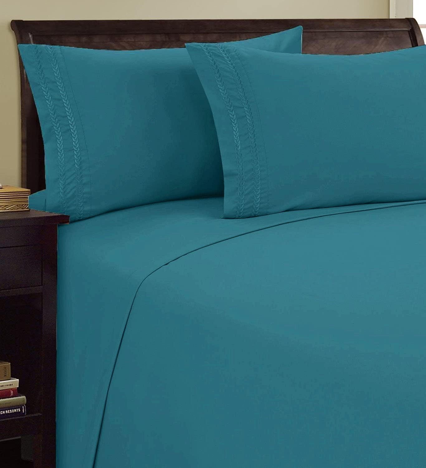 Elegant Comfort 1500 Premier Chain Design Hotel Quality Luxurious Silky Soft Wrinkle & Fade Resistant 4 pc Sheet Set, Deep Pocket Up to 16" - Cal King Turqouise