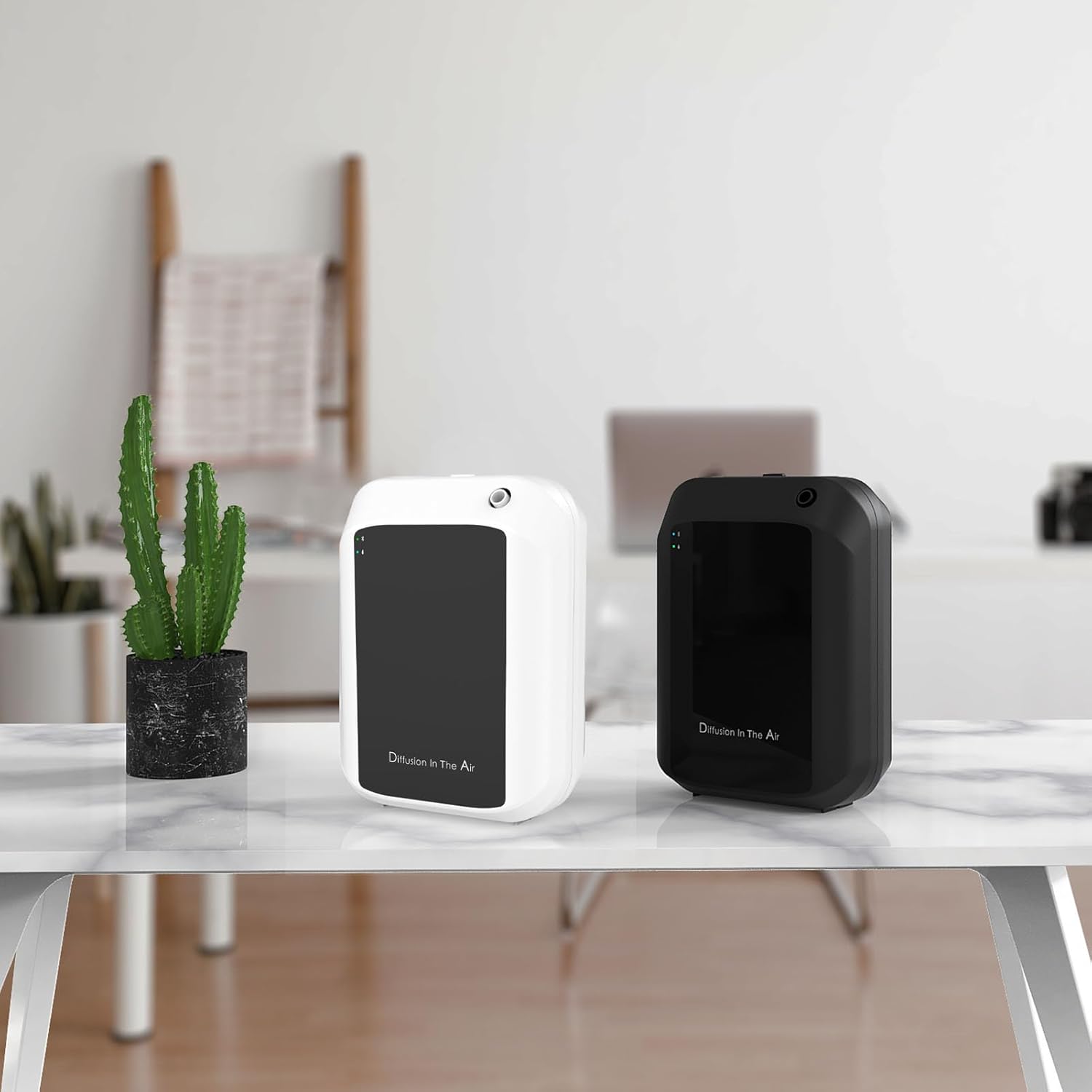 ASHATA スマートディフューザーホームオフィスホテルスパのためのモダンアロマセラピー150 ml容量 (白黒)