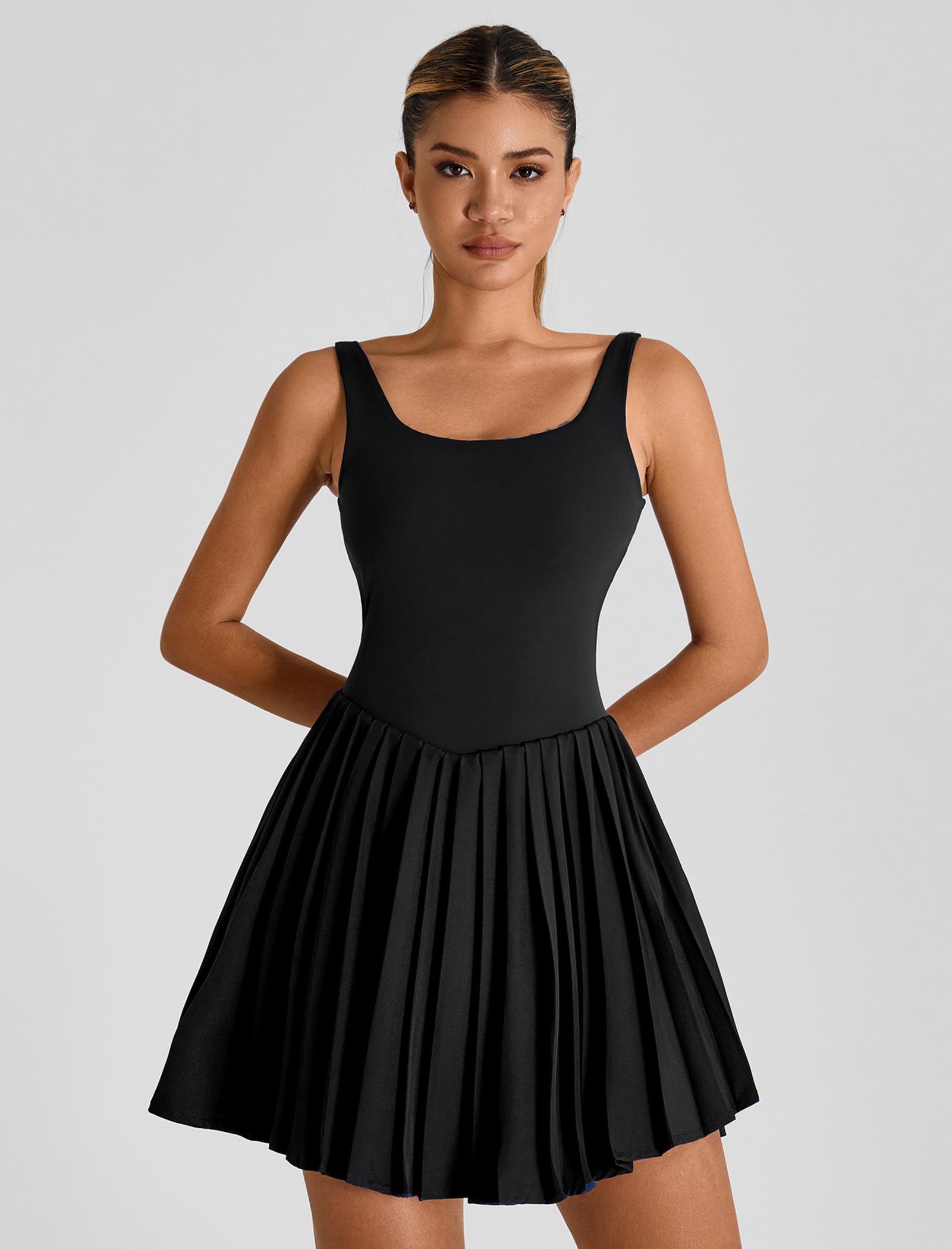 AGYMNX Robe de tennis pour femme avec short et soutien-gorge intégré, ligne A, sans manches, encolure carrée, tenue d'entraînement d'été
