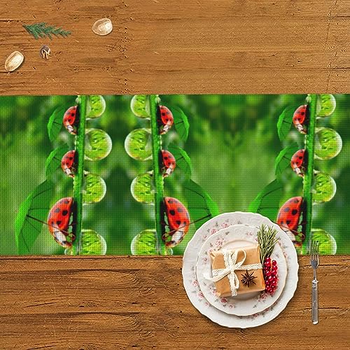 Chemin de table avec pompons pour sublimer une table triste, décoration macramé festive - 6