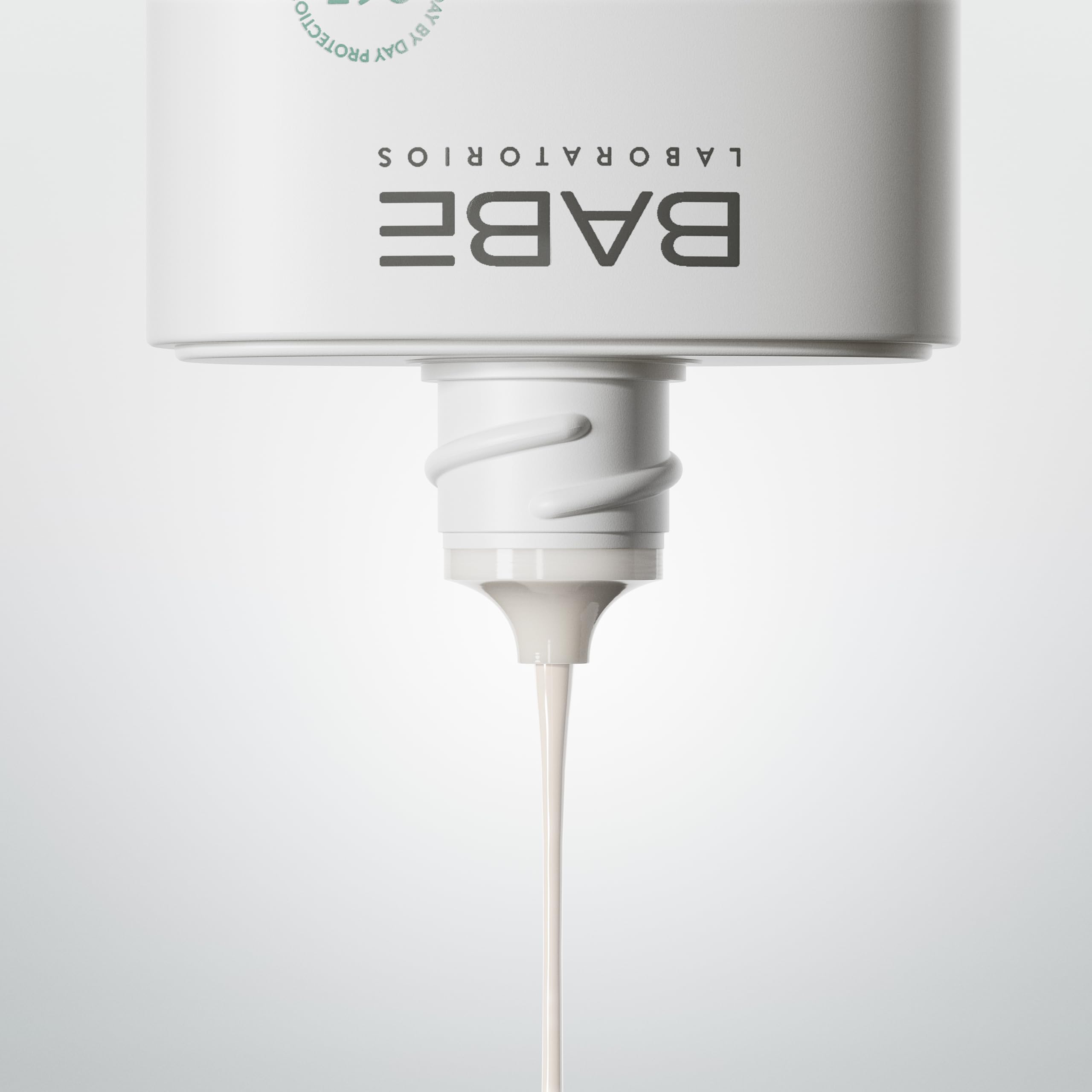 Laboratorios Babé - SUPER FLUID MINERAL SPF 50 | Mineralny filtr przeciwsłoneczny o szerokim spektrum | Idealny dla wrażliwej i atopowej skóry | Zaawansowana ochrona przed UVA i UVB | Lekka tekstura