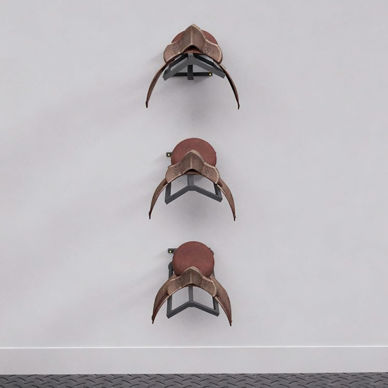 Soporte sillas de montar Soporte De Pared Para Sillas De Montar Inglesas Y Western, Estantes De Acero Para Mantas De Caballo Para Cuartos De Monturas/ Graneros/ Garajes, Negro(1 Pc)