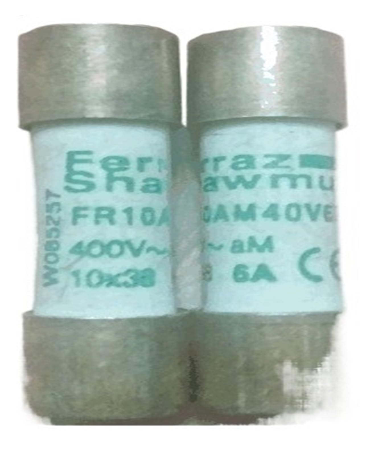 Fusibles A070UD30LI125 FR10AM25V32P de haute precision pour reseaux electriques critiques