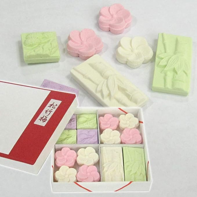 Amazon 京の 和三盆糖 お干菓子 松竹梅 10個 セット お干菓子 和三盆 和三盆糖干菓子 日本のお土産 結婚式 プチギフト おため お食い初め 披露宴 内祝い おもたせ 京都 お土産 松竹梅 茶菓子 お菓子 和菓子 ホワイトデー お返し ギフト プレゼント 京菓子