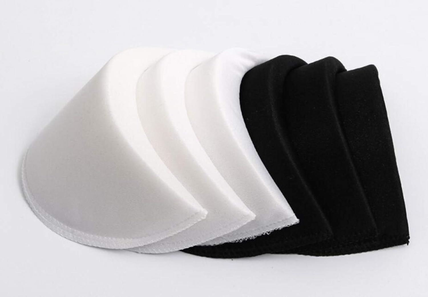 WellieSTR 4 Pairs 2.5cm Sponge Shoulder Pad Covered Set-in Shoulder Pad for Woman Man Suit Clothes Blouses T-Shirt Clothes Sewing Accessories (2 Pairs White and 2 Pairs Black)