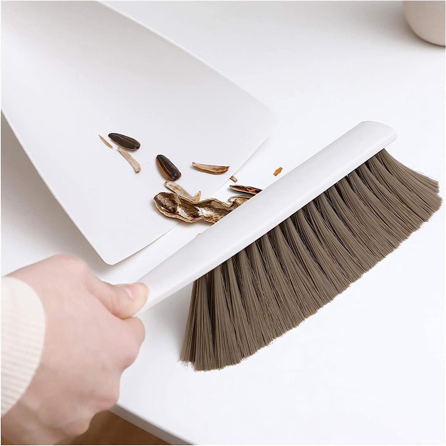 Juego Plumero Cepillo de Limpieza Suave Juego de Cepillo y recogedor de Agarre cómodo de Mano Hotel Familia Ropa Polvo Cabello Sofá Cama Sábanas Colcha Limpieza de alfombras Mango Plumeros Cepillos