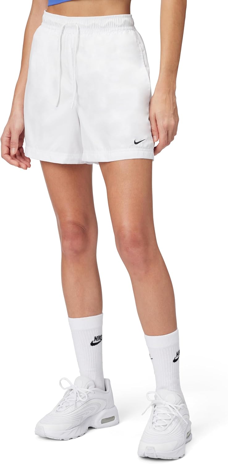 Nike Women's Sportswear Classic Wovens Mid-Rise Shorts