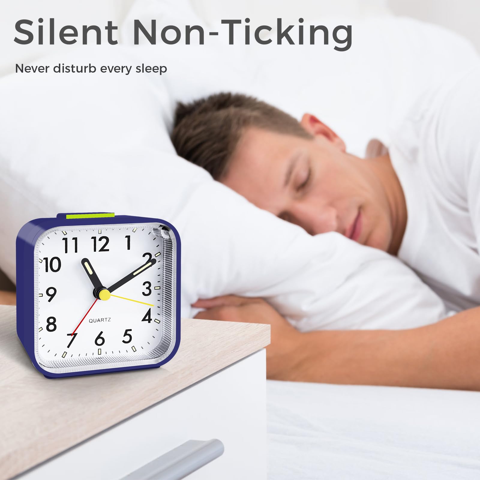 CNMTCCO sveglia da comodino, senza ticchettio, con luce, alimentata a batteria, allarme forte, funzione Snooze, funzionamento silenzioso,adatta a chi ha il sonno profondo. (Blu)