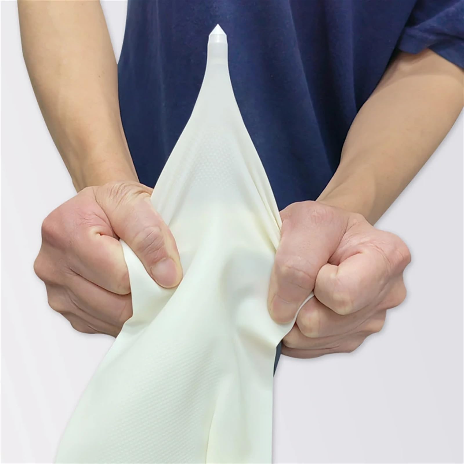 Guanti per Lavare I Piatti 2 Paia di Guanti da Lavoro Domestico Resistenti Guanti in Nitrile riutilizzabili Neri in PVC antistatici Guanti da Lavoro da Giardino antiolio(White,L)