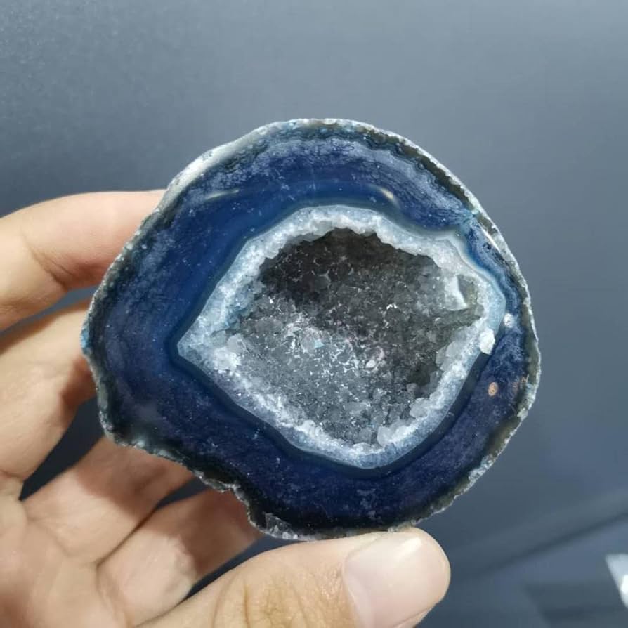 めるさん瑪瑙 白毫天珠 ジオード有り 9-226 めるさん様おまとめ瑪瑙