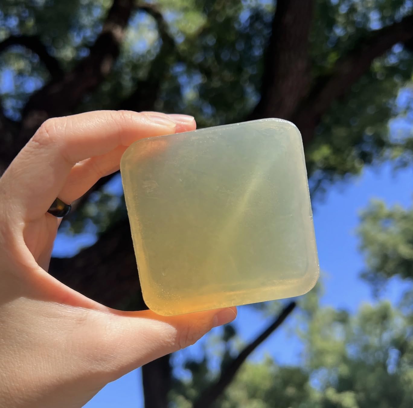 Joy Garden Hand made Ali Mountain Hinoki Silk Protein Facial Soap Rich - Image 4