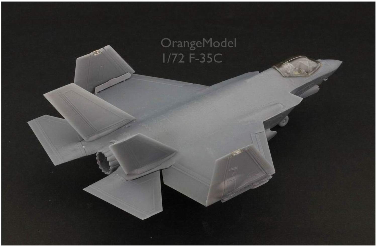 Amazon | Orange Hobby オレンジホビー 1/72 現用アメリカ海軍