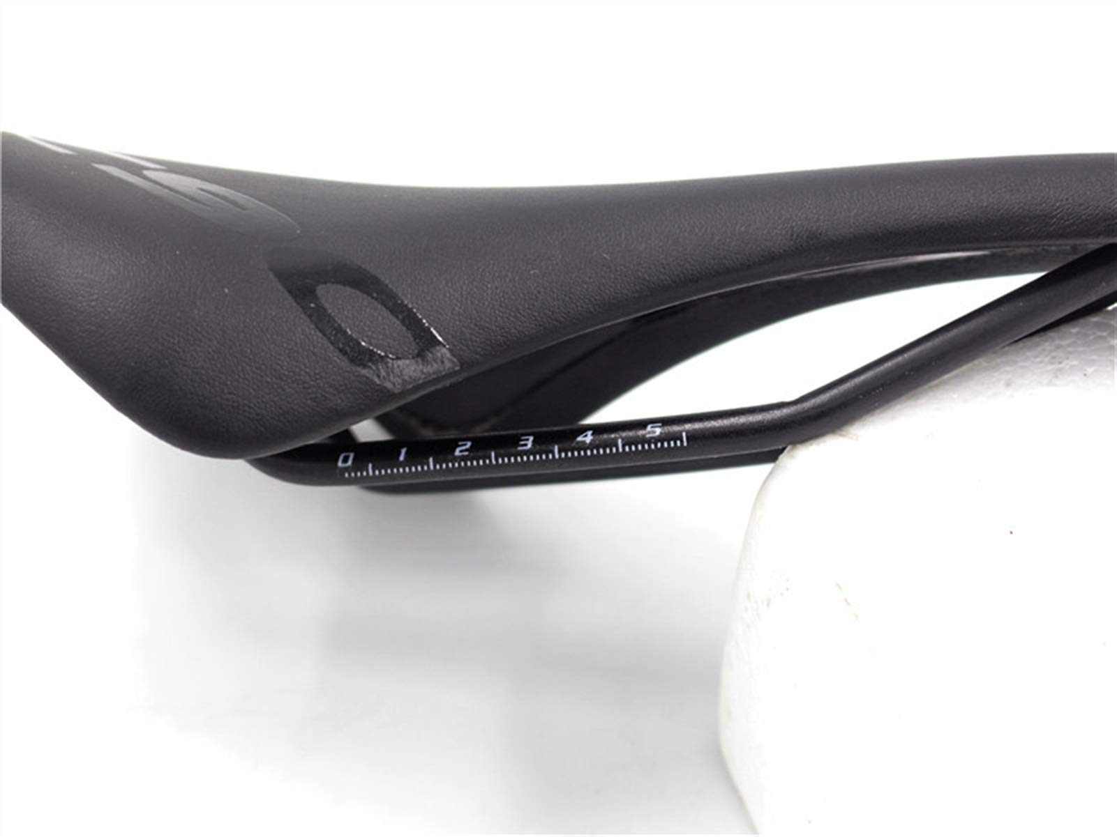 Coprisella Bici，Coprisella Cyclette 2pcs Triathlon Wide Bicycle Saddle Bicycle Bicycle Road Seat Bike Triathlon Ironman Races Tri Saddle Cuscino in Pelle Cuscino Cuscino
