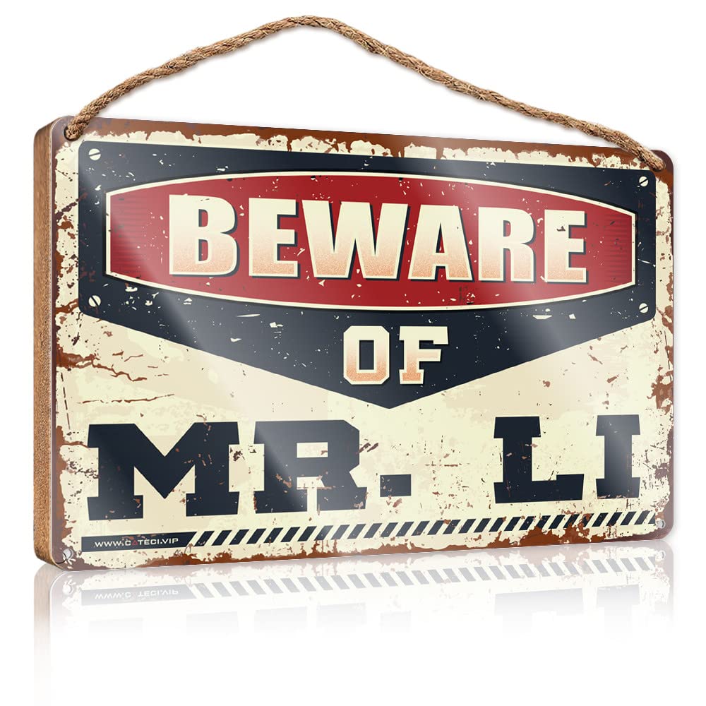 YYHLEH Funny Kitchen Wall Decor Beware Of Mr. Li Wooden Sign(15X28CM)