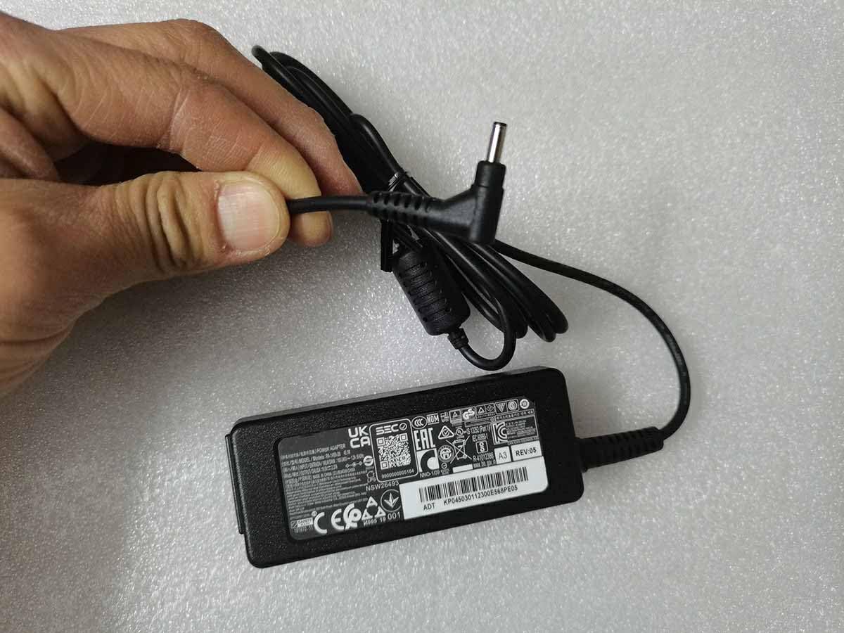 Amazon.co.jp: ノートパソコンACアダプター充電器互換用LITEON製