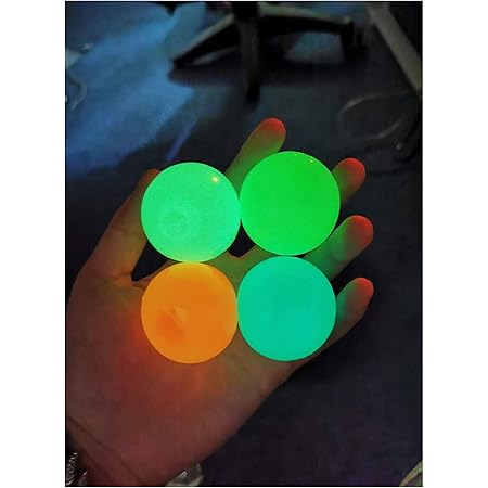 Amazon Co Jp ボールは天井または壁に貼り付けることができます ストレス緩和ボール スティッキーボール ドッジボールゲームジャグリングボール 子供の親のためのゲームキャッチボール 1個 3個 5個 スポーツ アウトドア