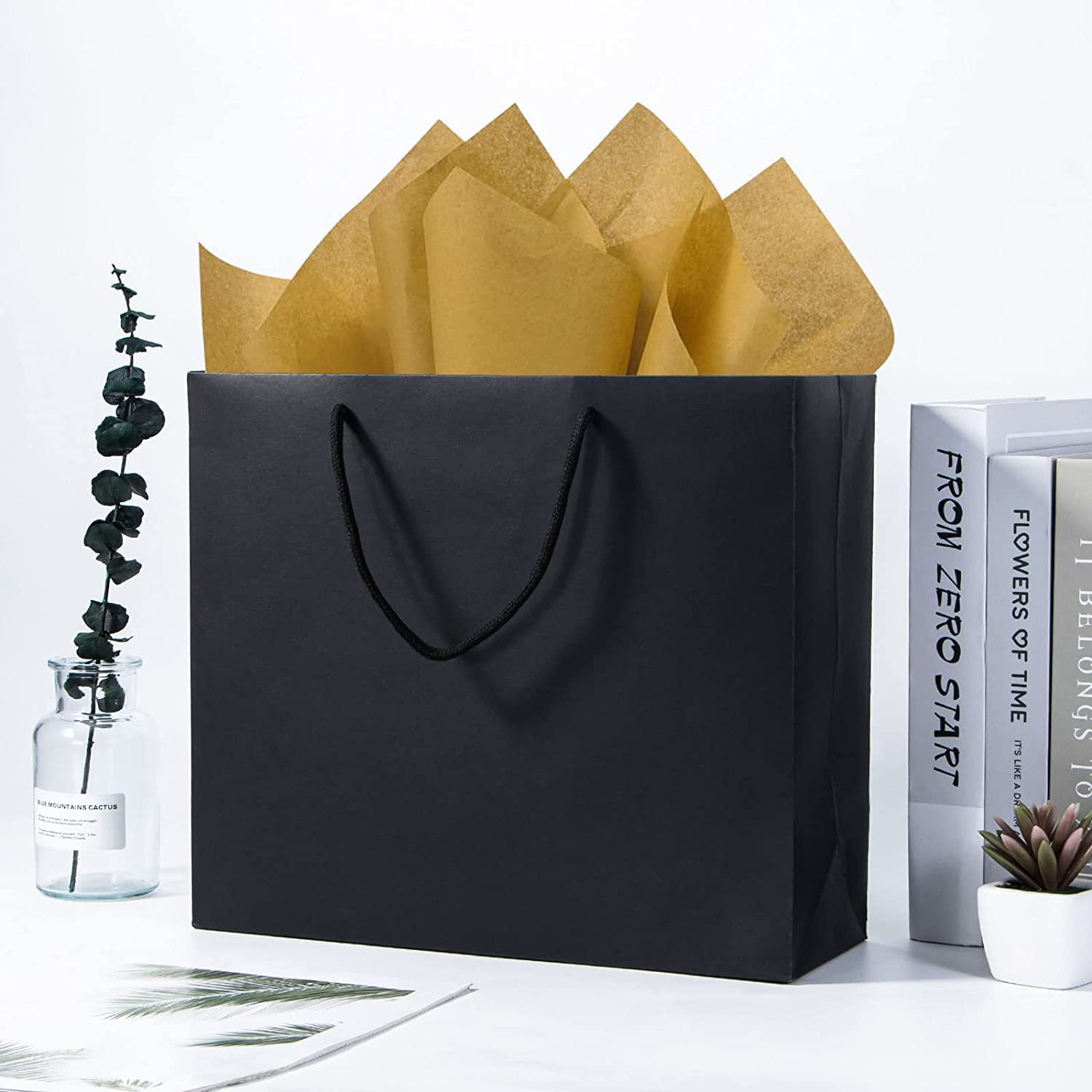 MIVIDE Lot De 30 Sacs Cadeaux Noirs En Papier Kraft Avec Poignée Pour Mariage, Noël, Fête, Cadeaux - 15 X 7 X 20 Cm