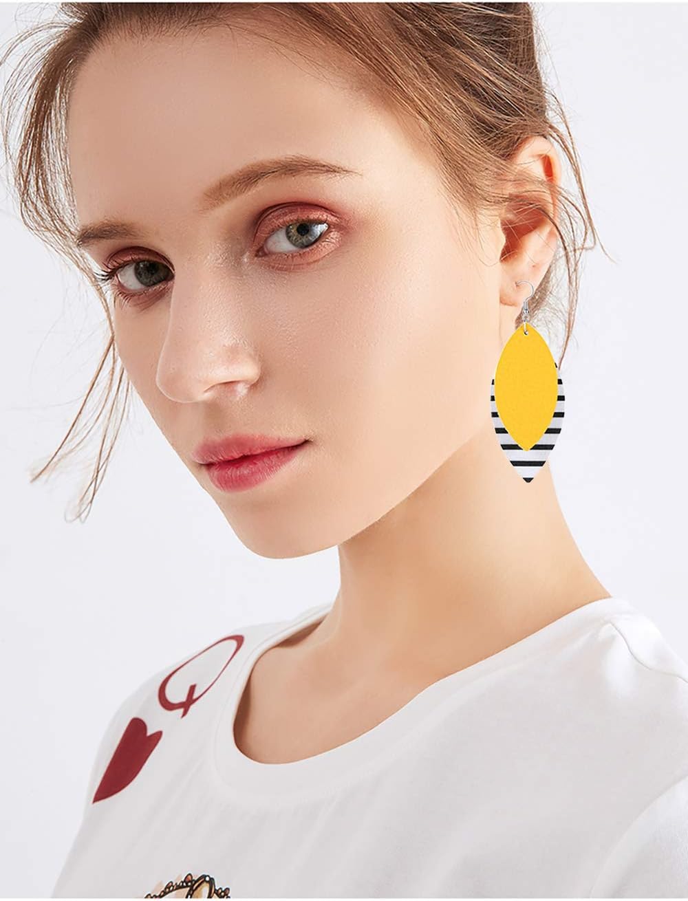 16 Pairs Leather Earrings for Women Teardrop Leaf Leopard Print Drop Earrings Lightweight Dangle Earrings Set - Image 3