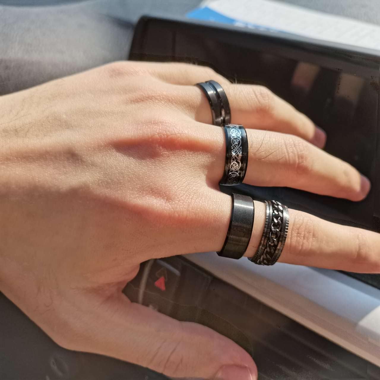 Besteel 16Pcs Stainless Steel Band Rings for Men Women Fidget Anxiety Relief Rings Cool Chain Beveled Edges Celtic Black Band Spinner Rings Set for Wedding Promise Mens Rings Pack - Image 7