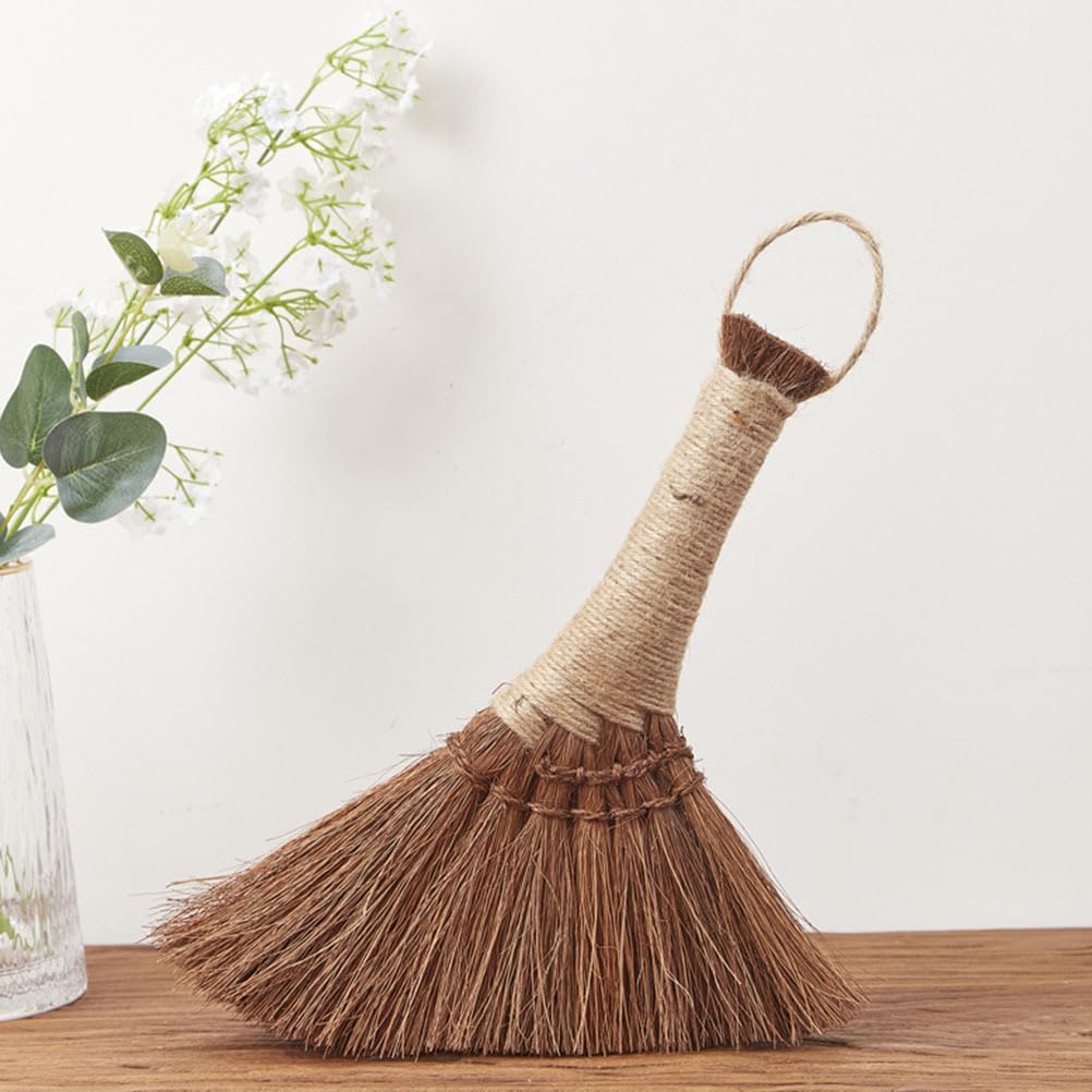 1Pc Natural Straw Whisk Broom Small Hand Broom with Ergonomic Shape for Multi-Surface Cleaning Mini Fireplace Sweeper Brush for Indoor oOutdoor Desktop Sofa Cleaning Use