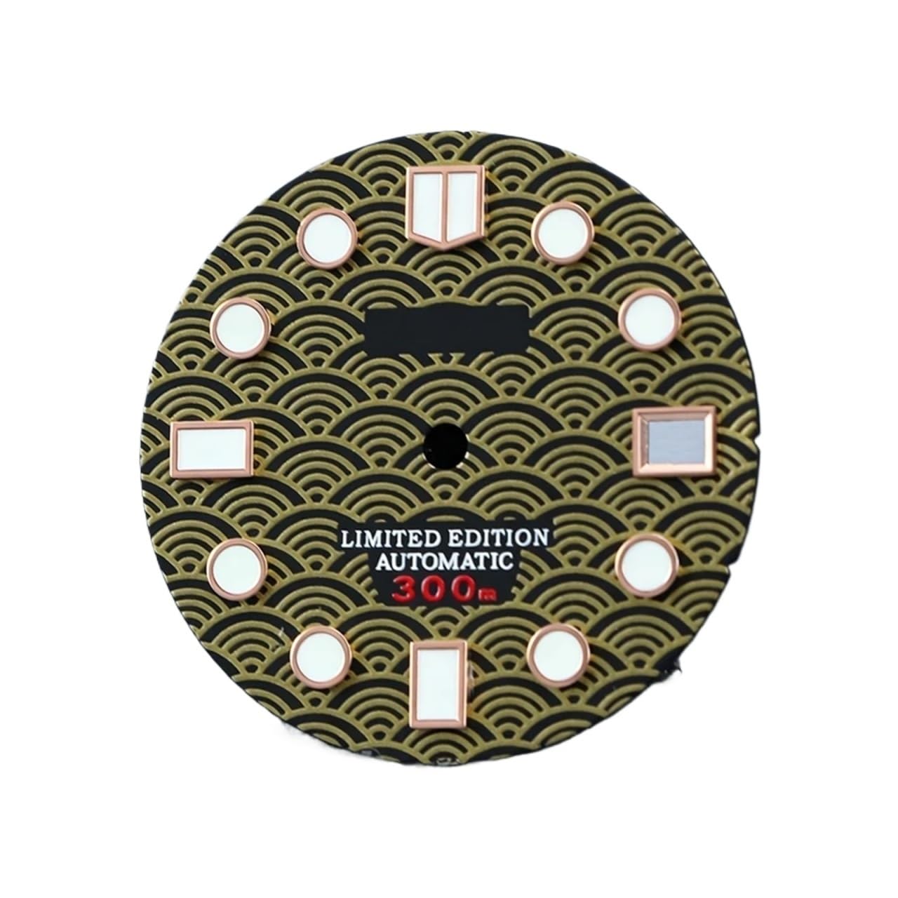 Cadran NH35 28.5mm ondulé noir index or rose avec sa luminescence bleue intense