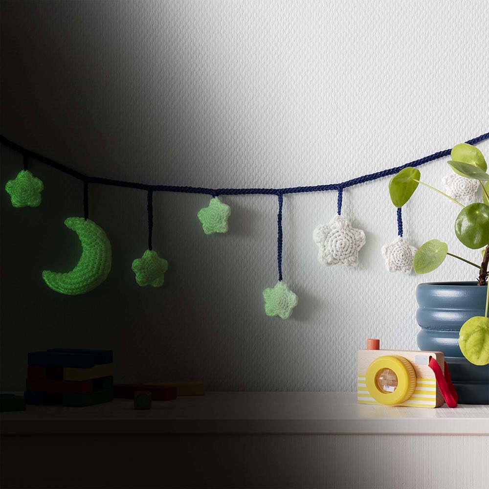 Scheepjes Glow Up Farbpack 10x25g - Bunte Garne für kreative Projekte