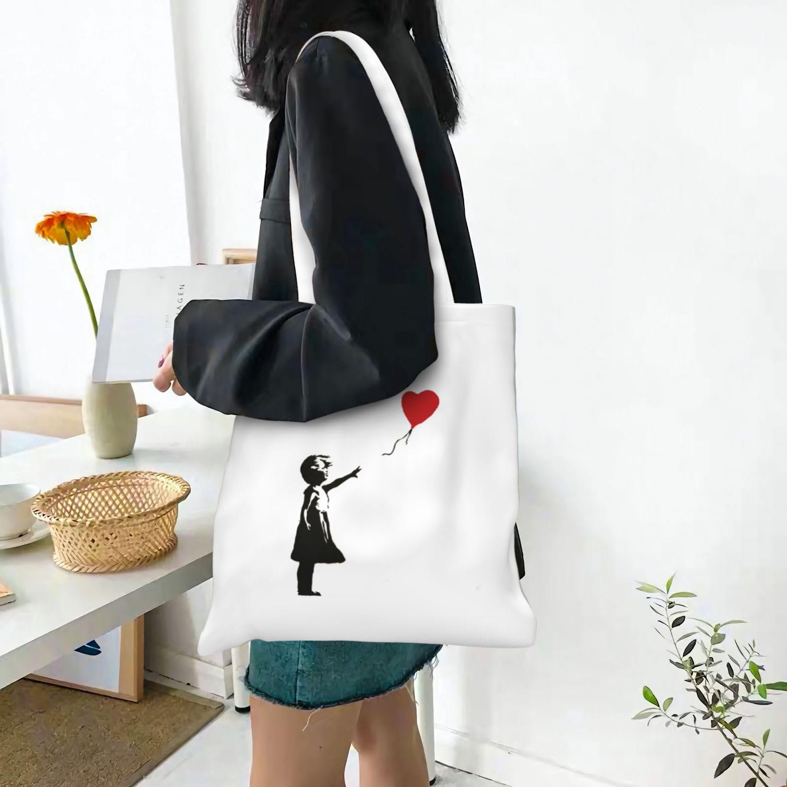 風船と少女（バック） 風船と少女（バック）