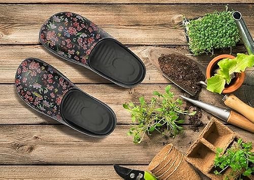 BeComfy Damskie i Męskie Chodaki Piankowe Bardzo Lekkie Klapki Unisex Zakryte Moro lub Kwiatki 36-46 EU/Czarny w kwiatki, 37