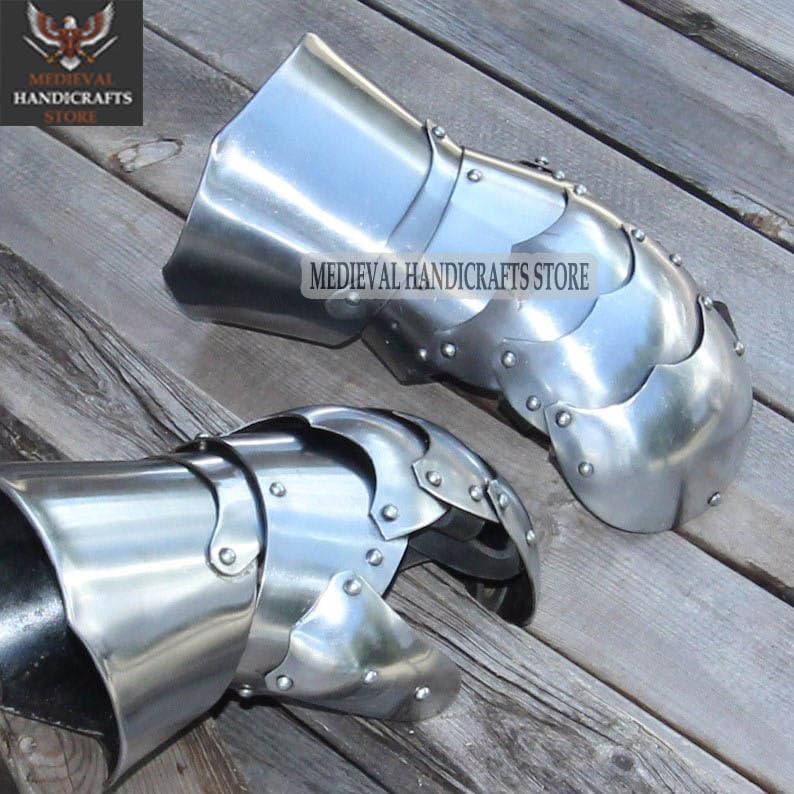 Dragon Slayer Clamshell Gauntlets Mitten Hand Armor Functional Gloves Pair Wearable Costume, Adult (Standard), Silver