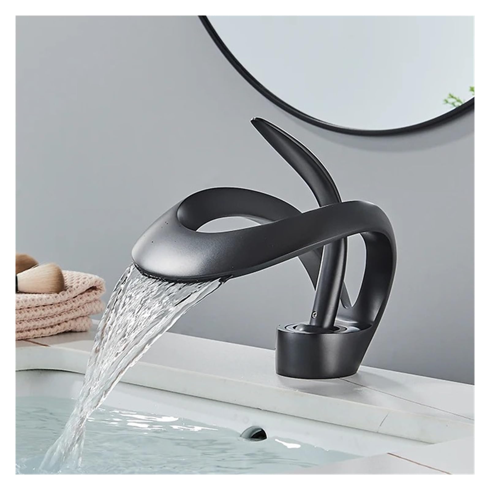 Mélangeur de robinet cascade en cuivre noir mat pour vasque