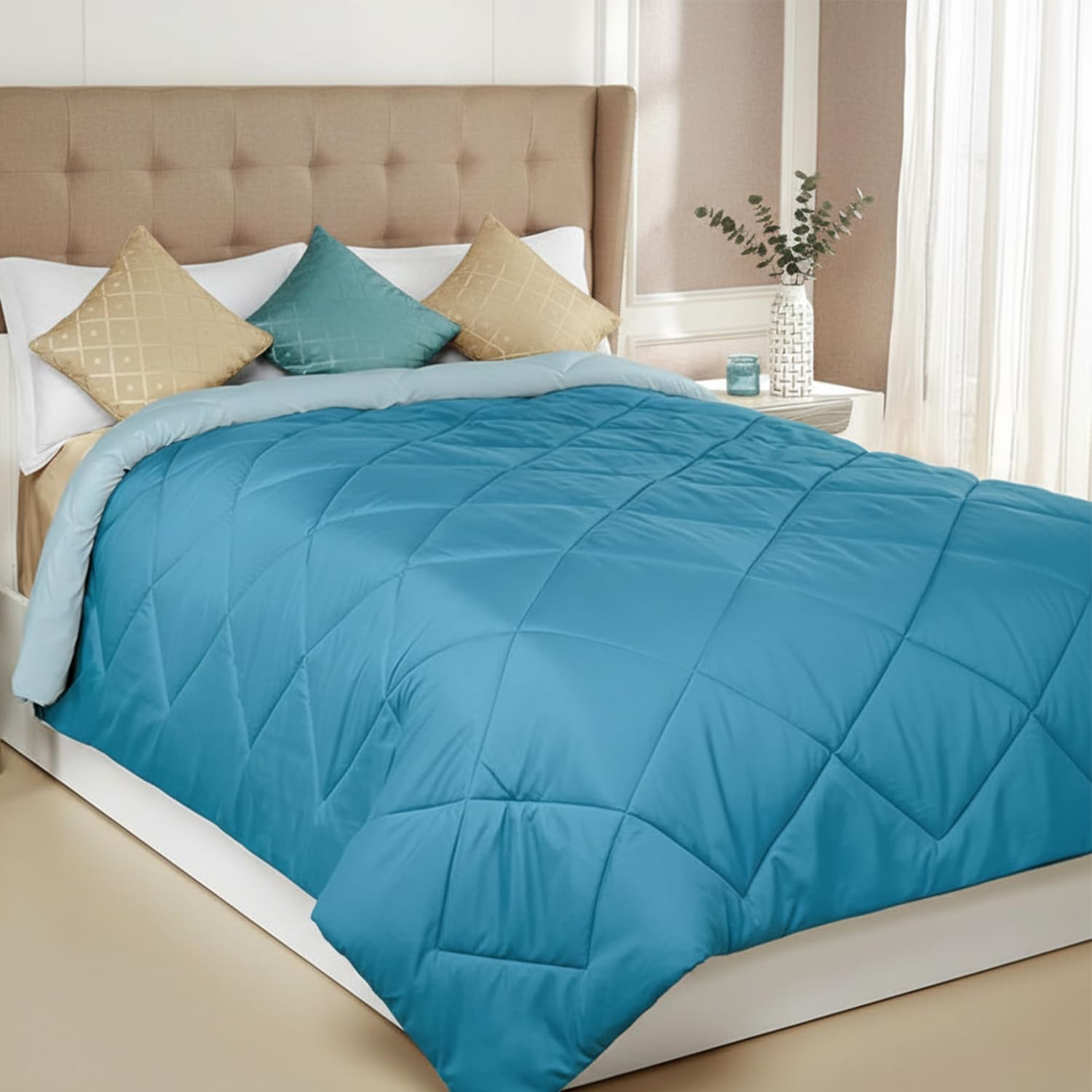 Amazon Brand - Solimo Microfibre Reversible Comforter, Double (Ocean Blue and Mild Blue, 200 GSM)
