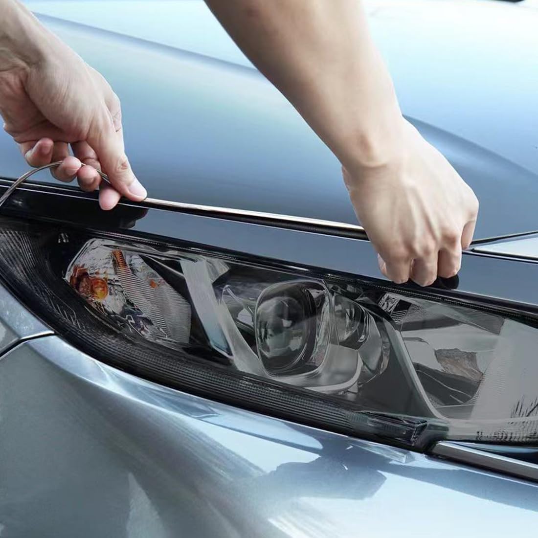 Striscia Adesiva Cromata Auto Striscia Decorativa per Auto Cromata per la Decorazione Esterna dei Finestrini Della Carrozzeria (8mm*5M)